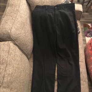 Eddie Bauer men’s pleated trousers